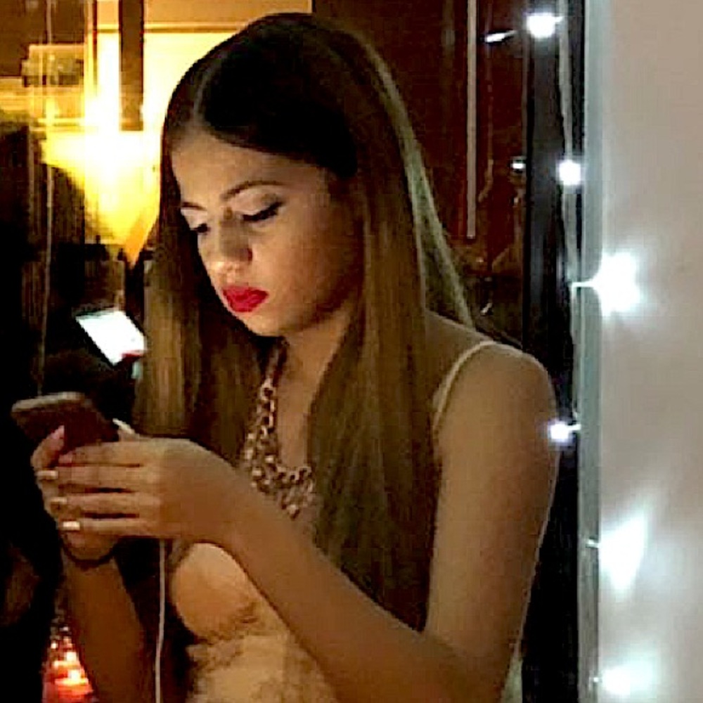 Meet your Posher, Anjelei